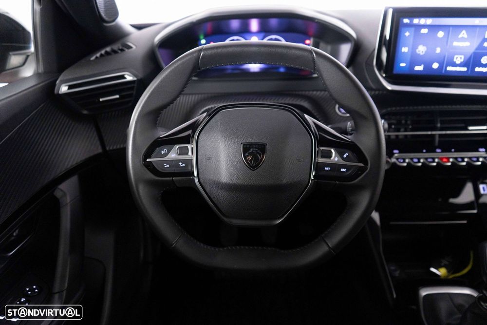 Peugeot 2008 1.2 PureTech Allure Pack - 29