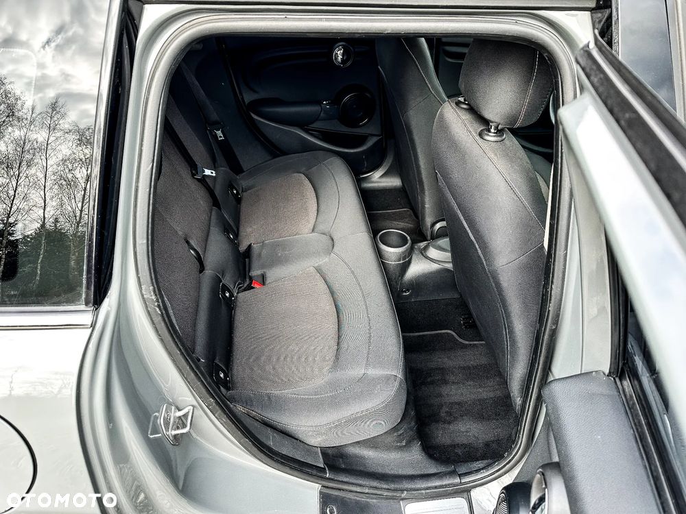 MINI Cooper John Works Trim - 17