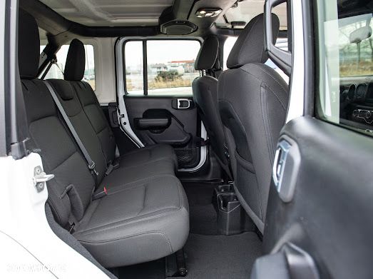 Jeep Wrangler - 20