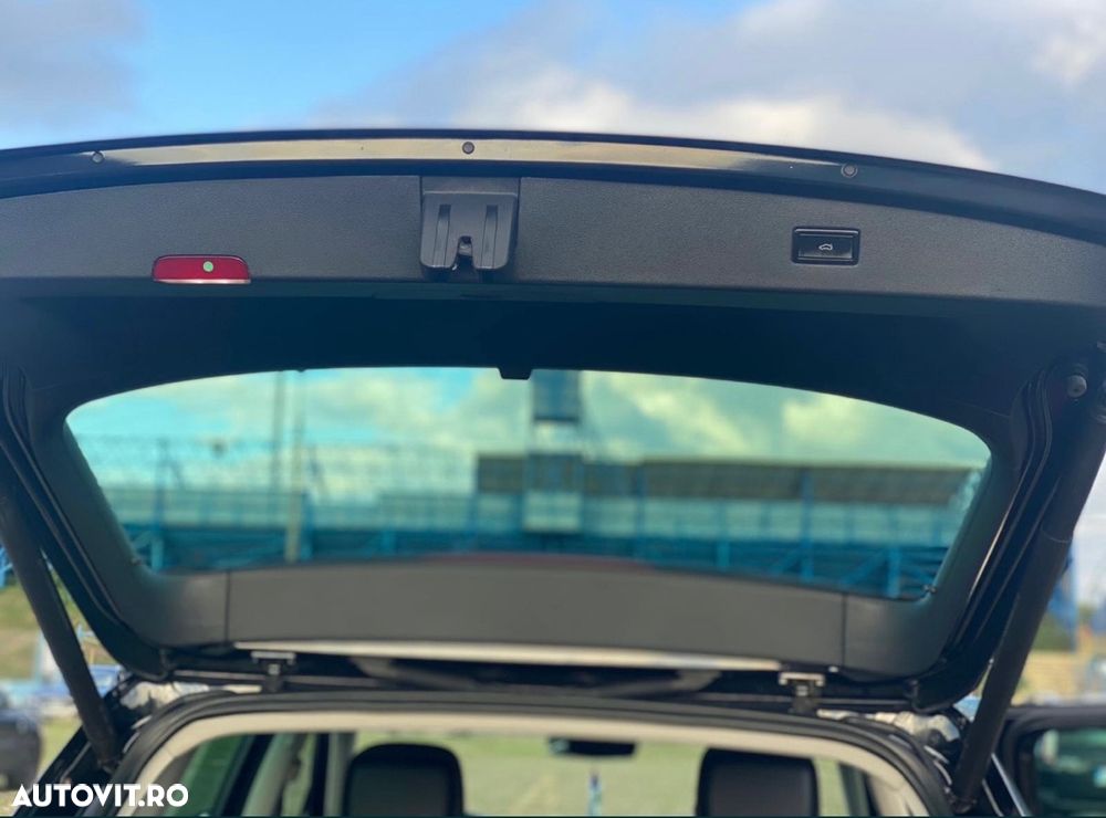 Volkswagen Tiguan 2.0 TDI SCR 4MOTION BlueMotion Technology DSG Exclusive - 5