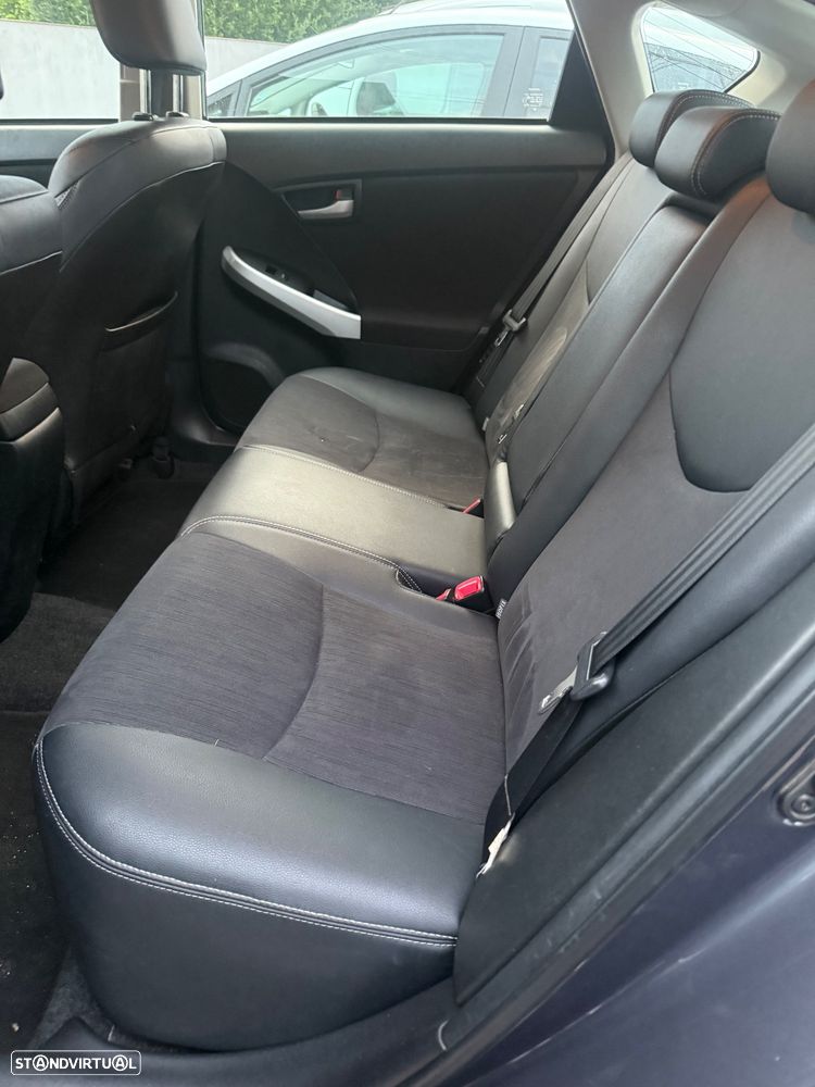 Toyota Prius 1.8 Plug-In - 6