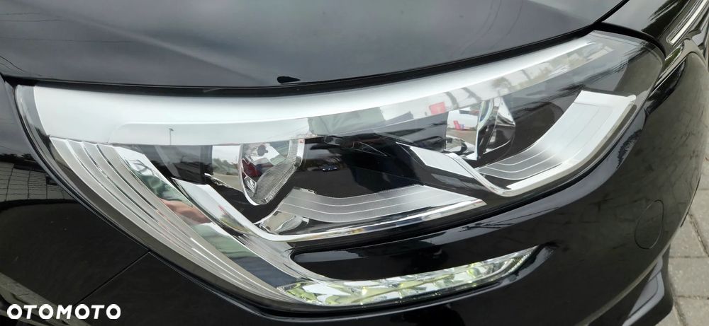 Renault Megane ENERGY TCe 140 EDC LIMITED - 24