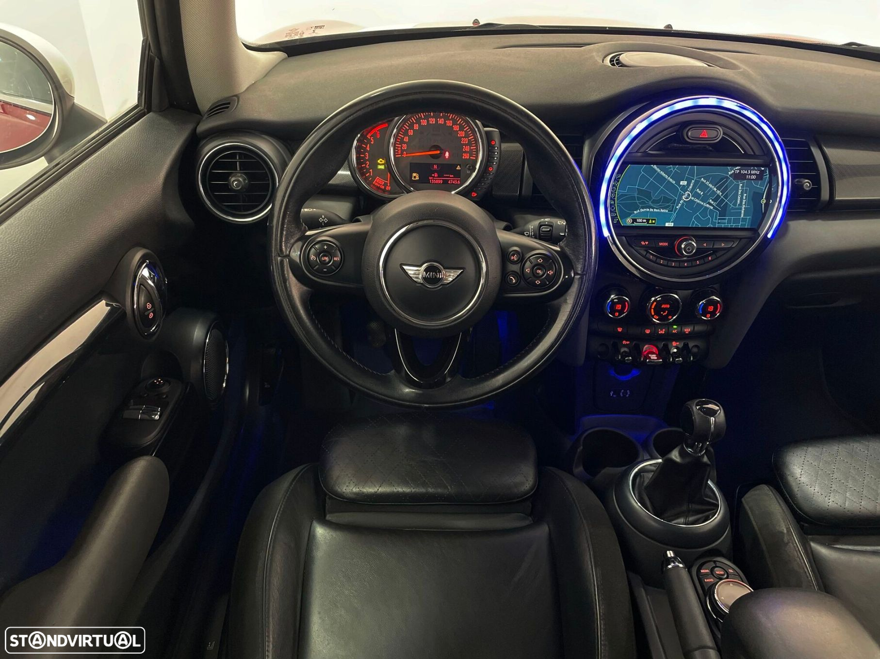 MINI 3 Portas Cooper D - 29