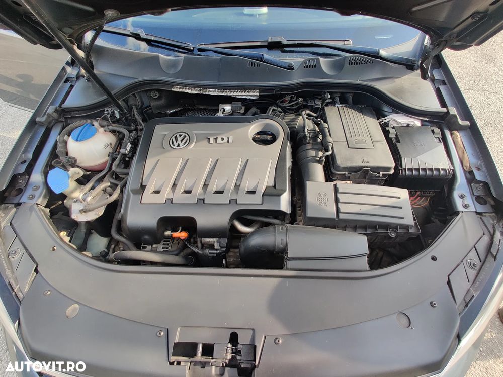 Volkswagen Passat 2.0 TDI BlueMotion Technology Trendline - 19