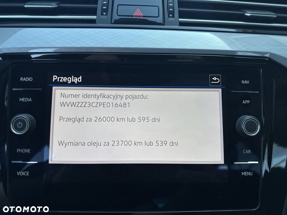 Volkswagen Passat Variant 2.0 TDI SCR Business DSG - 30