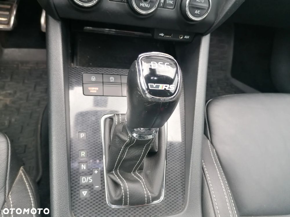 Skoda Octavia 2.0 TDI (Green tec) DSG RS - 9