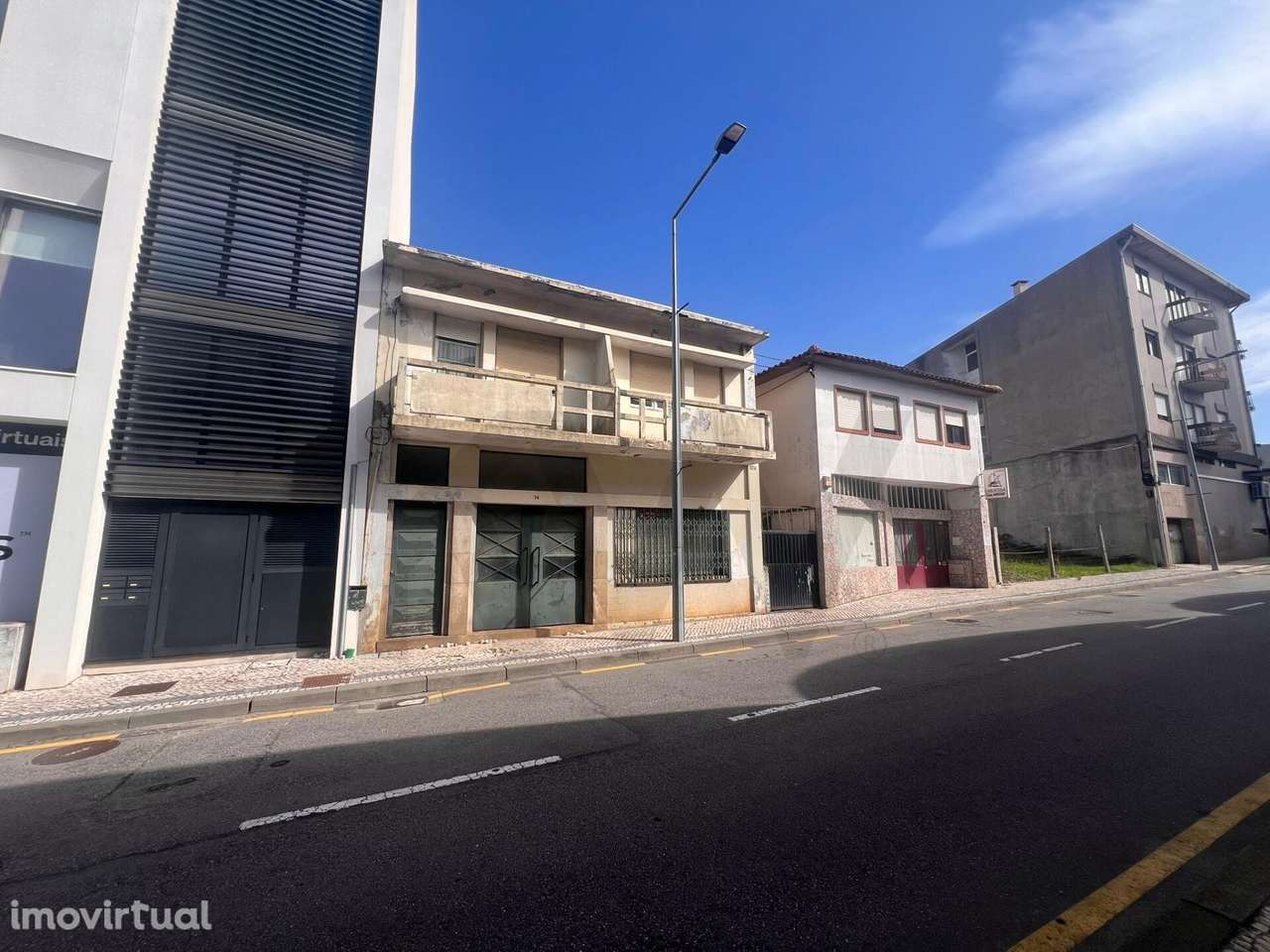 Imóvel de Comércio com Potencial de Investimento e Habitação. - Grande imagem: 3/34