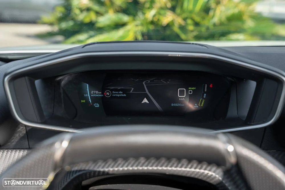 Peugeot e-2008 50 kWh GT - 13