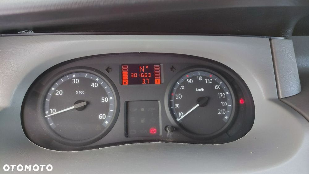 Renault Trafic - 9