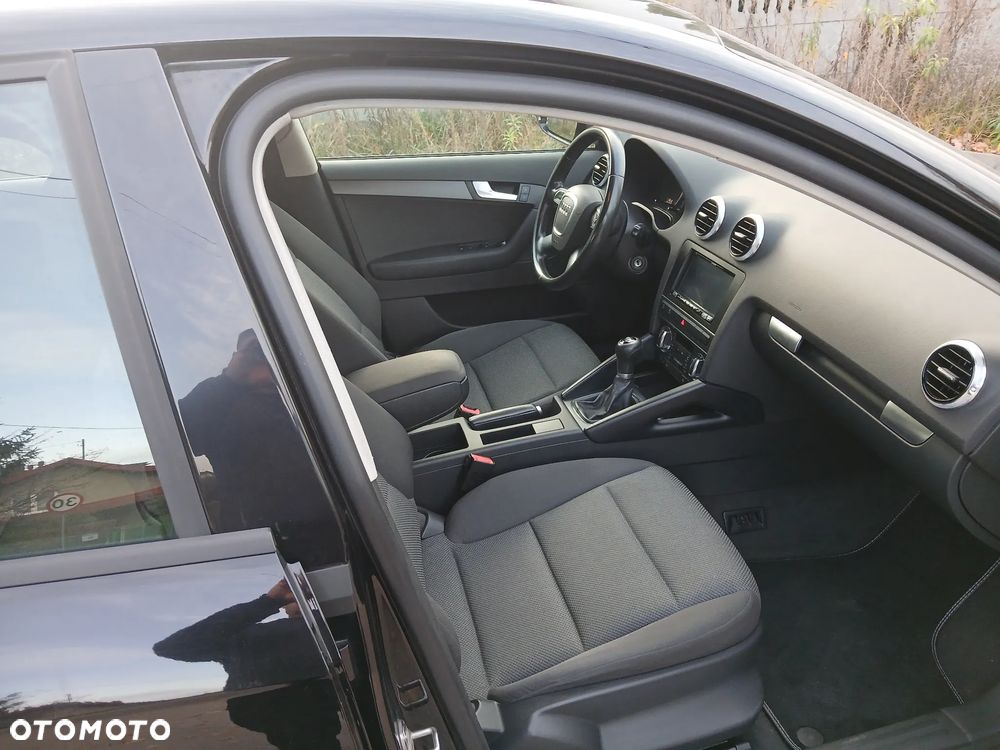 Audi A3 Sportback - 14