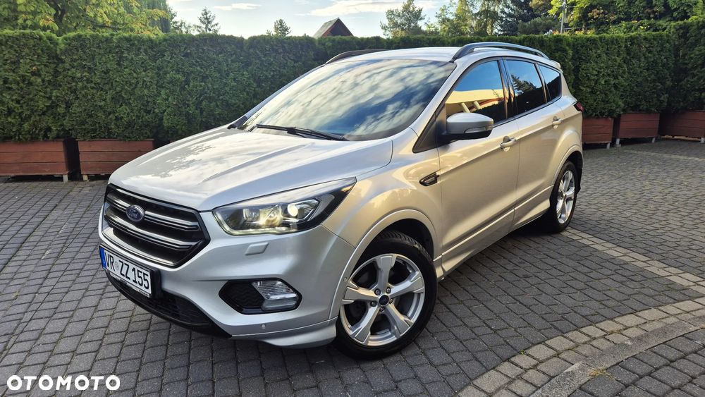 Ford Kuga 1.5 EcoBoost 2x4 ST-Line - 1