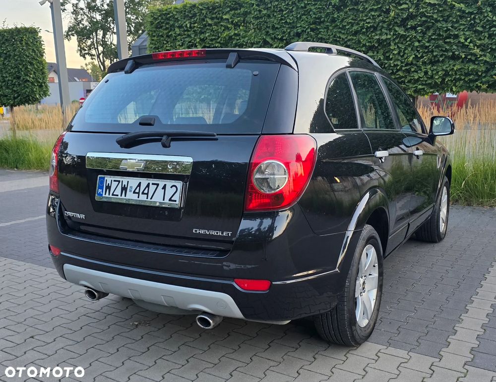 Chevrolet Captiva 2.4 4WD 7 Sitzer LT - 9