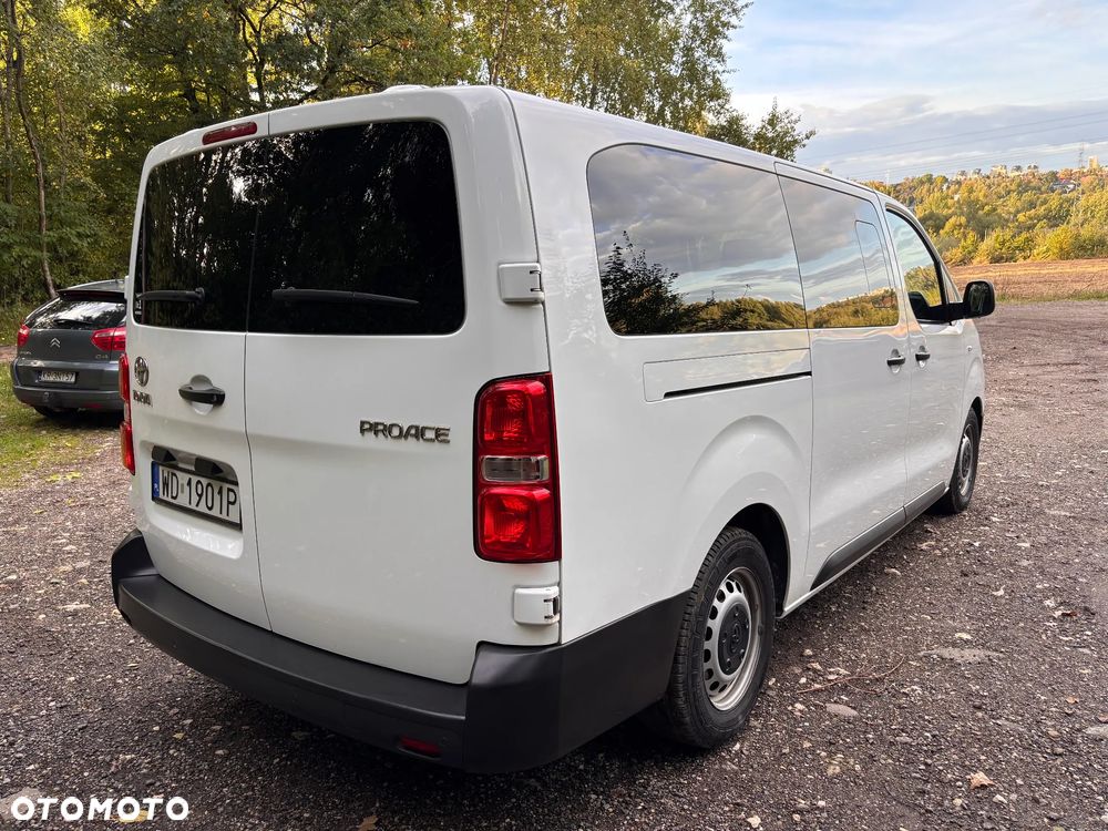 Toyota ProAce Kombi 2.0 D-4D Long 2,8t - 5