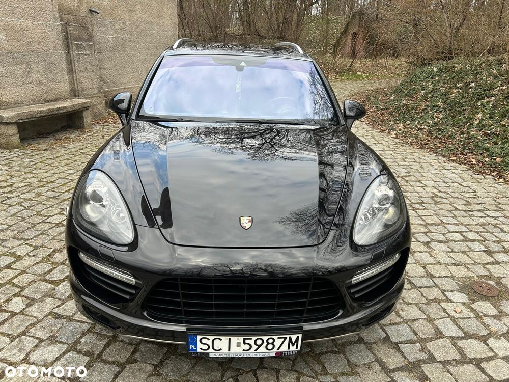 Porsche Cayenne - 5