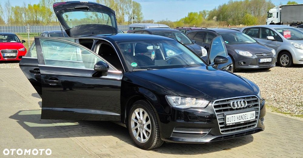 Audi A3 Sportback - 18