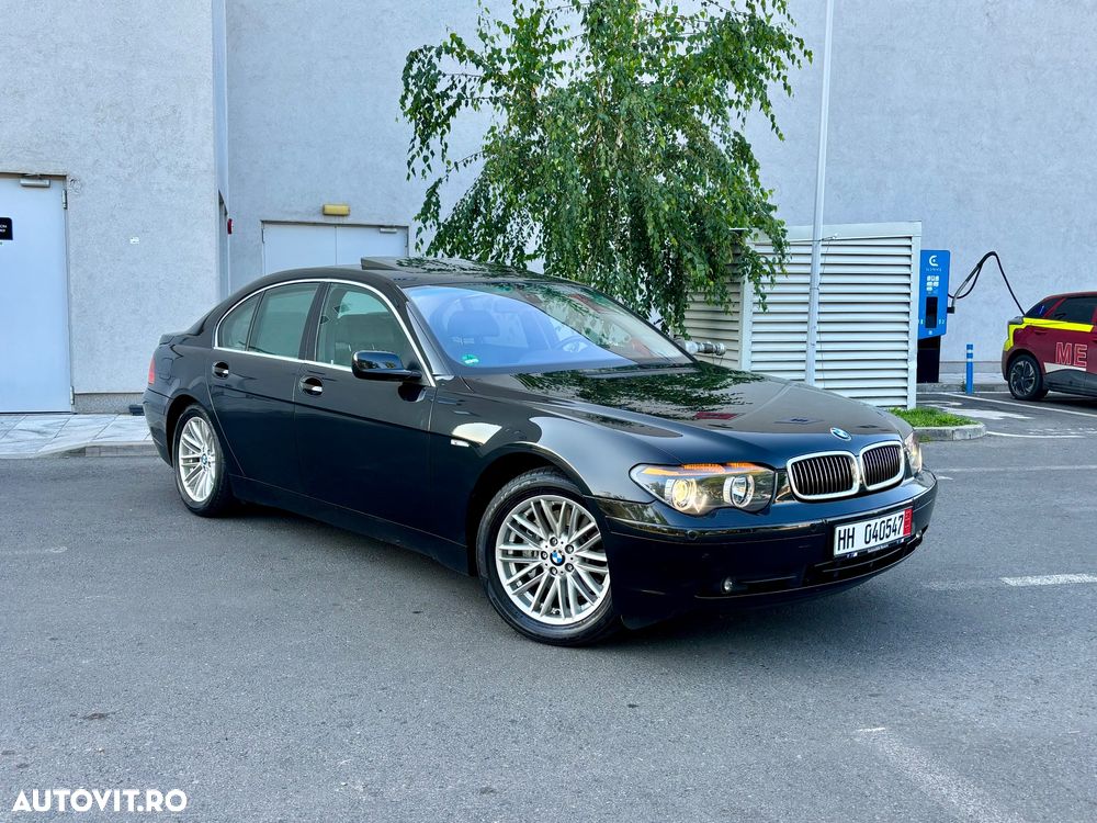 BMW Seria 7 745i - 4