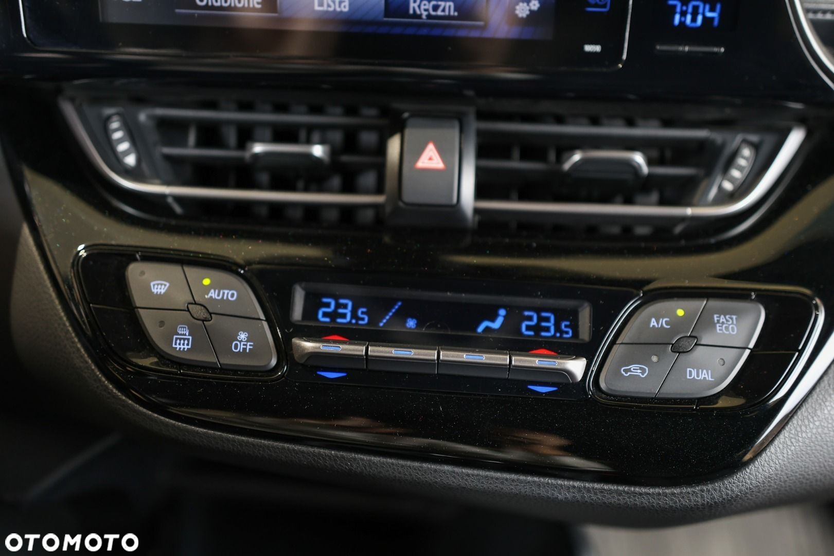 Toyota C-HR - 29