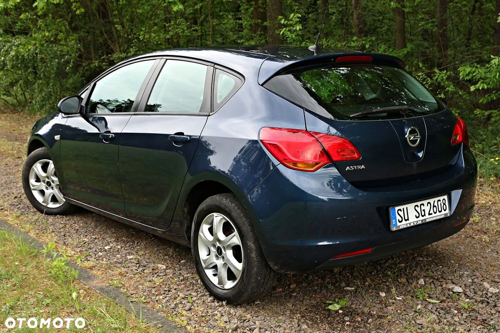 Opel Astra 1.6 - 26