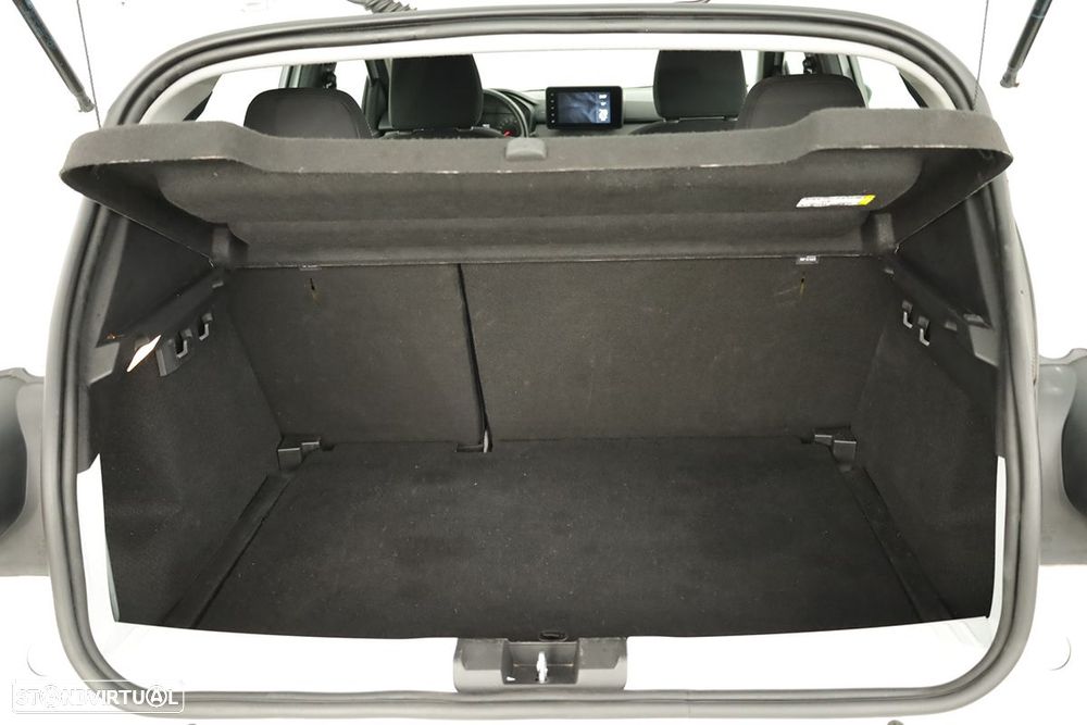 Dacia Sandero 1.0 TCe Expression CVT - 23