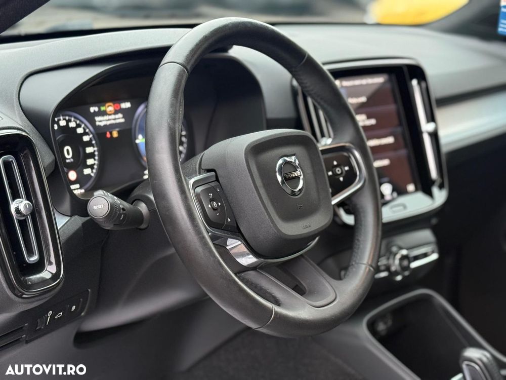 Volvo XC 40 Recharge T4 Twin Engine AT7 Inscription Expression - 8