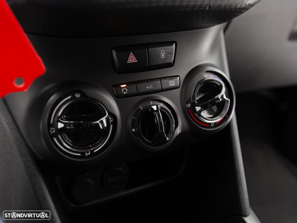 Peugeot 208 1.6 BlueHDi Style - 13