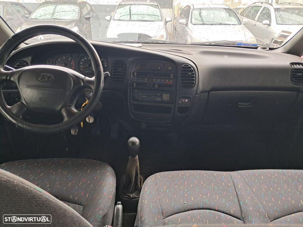 Hyundai H-1 H1 2.5 Tdi Sv Curto - 7