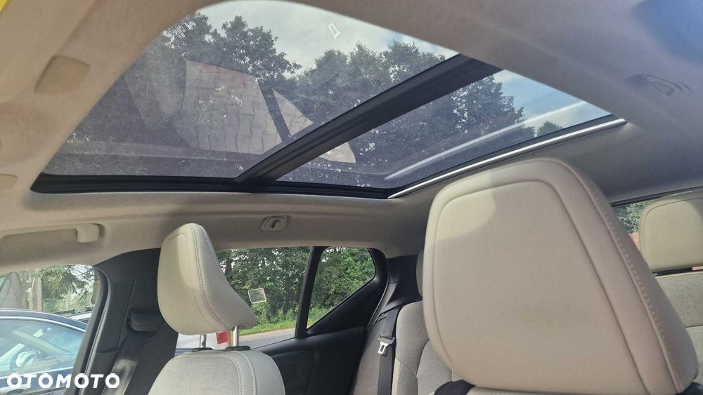 Volvo XC 40 - 5