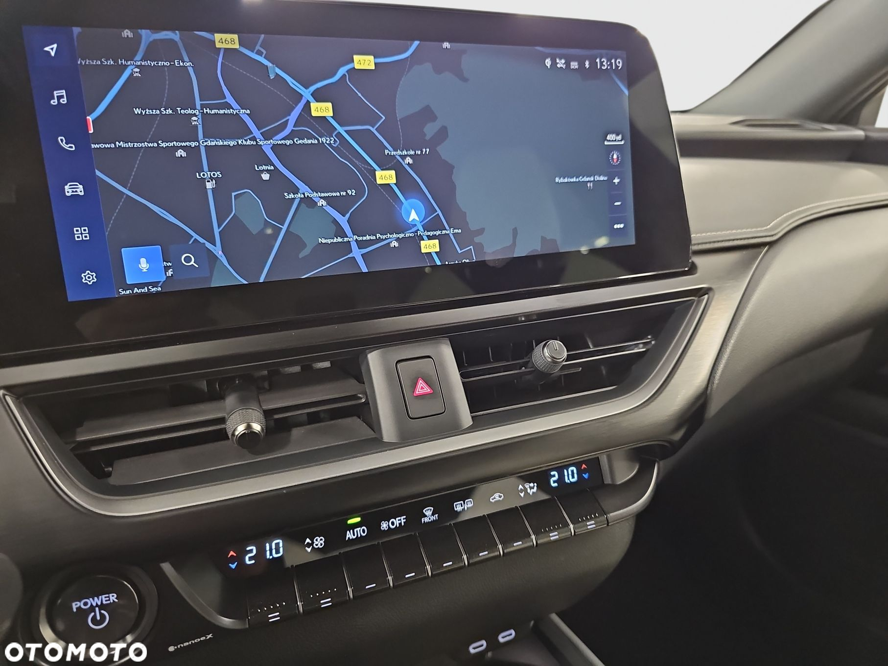 Lexus UX - 20