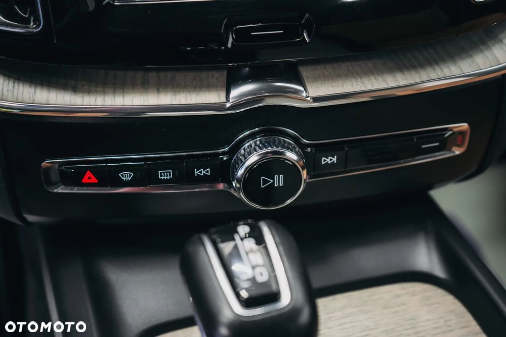 Volvo XC 60 D4 AWD Geartronic Inscription - 22