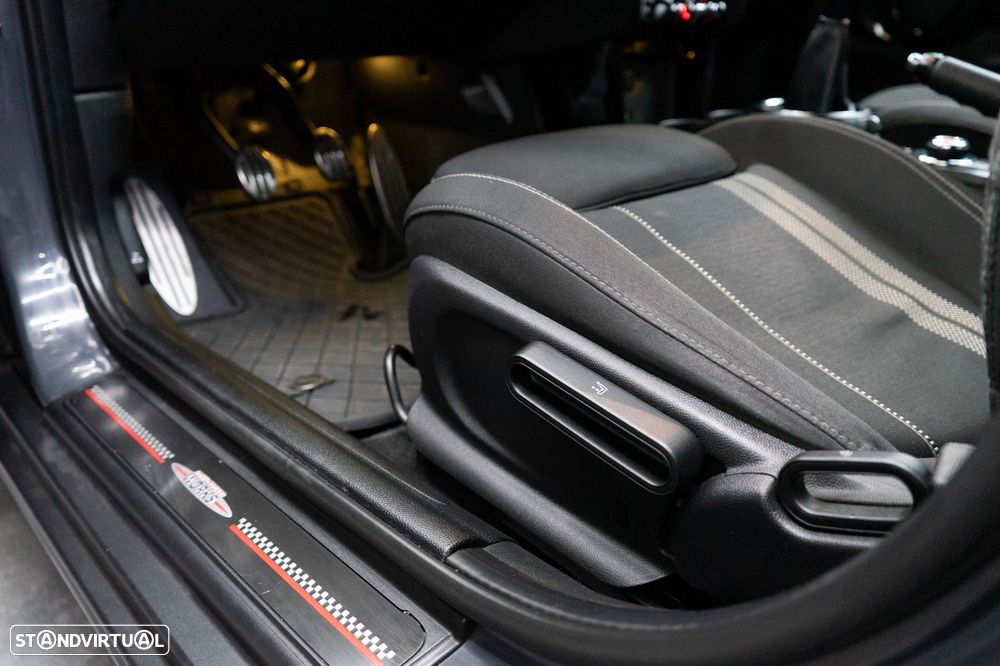 MINI 5 Portas Cooper SD - 28