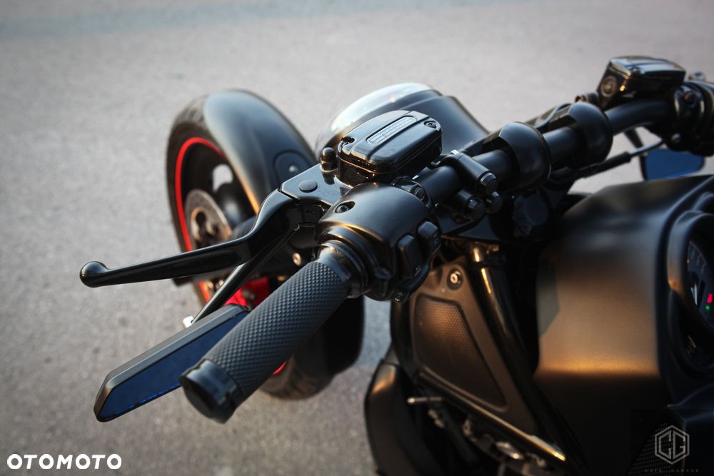 Harley-Davidson V-Rod Night Rod - 11