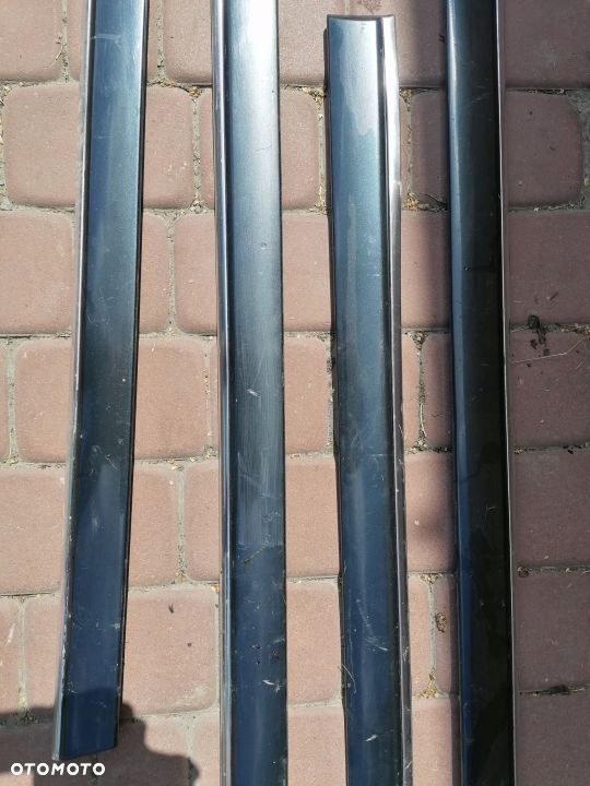 Listwa Drzwi Środkowa LZ9U Audi A8 D2 94-02 - 3