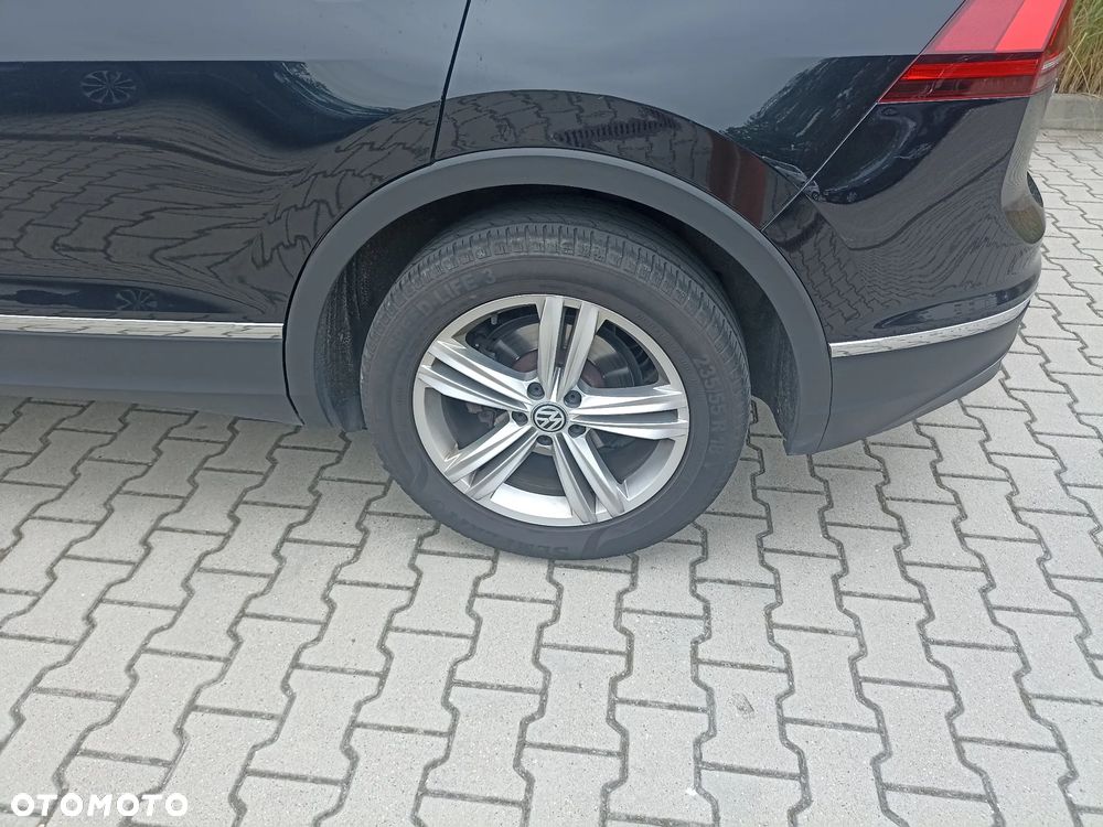 Volkswagen Tiguan - 5
