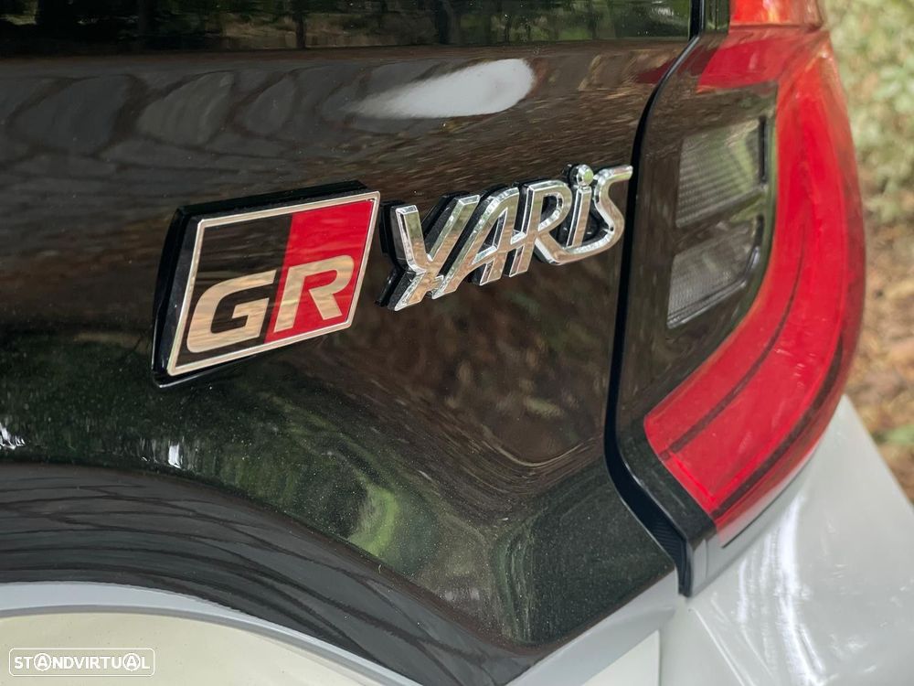 Toyota GR Yaris c/ High-Performance-Pack - 12