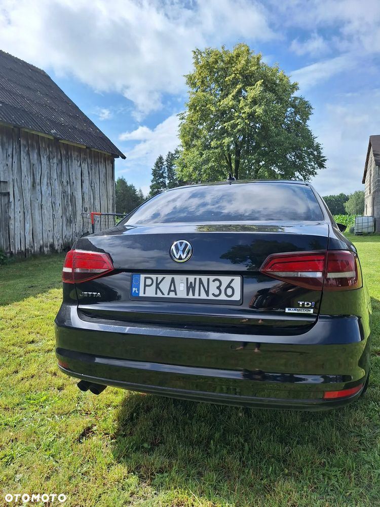 Volkswagen Jetta 2.0 TDI DPF BMT Highline DSG - 2