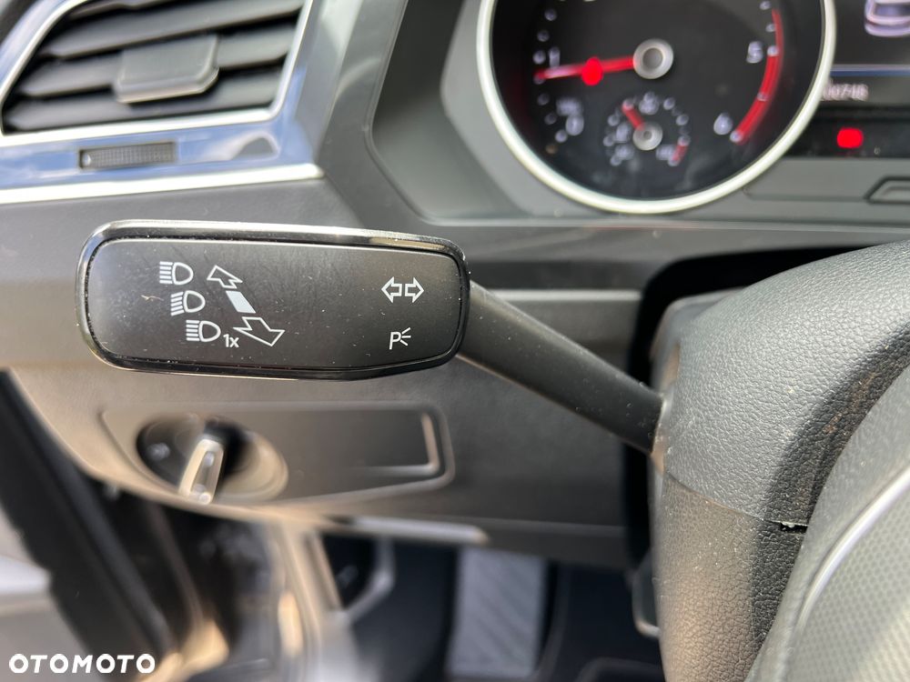 Volkswagen Tiguan 2.0 TDI SCR Life - 27