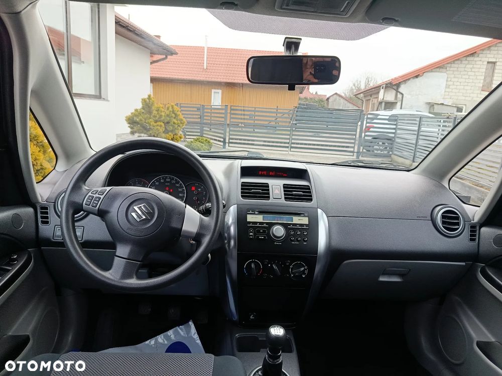 Suzuki SX4 - 13