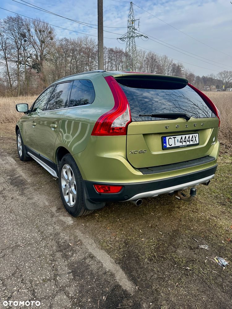 Volvo XC 60 - 4