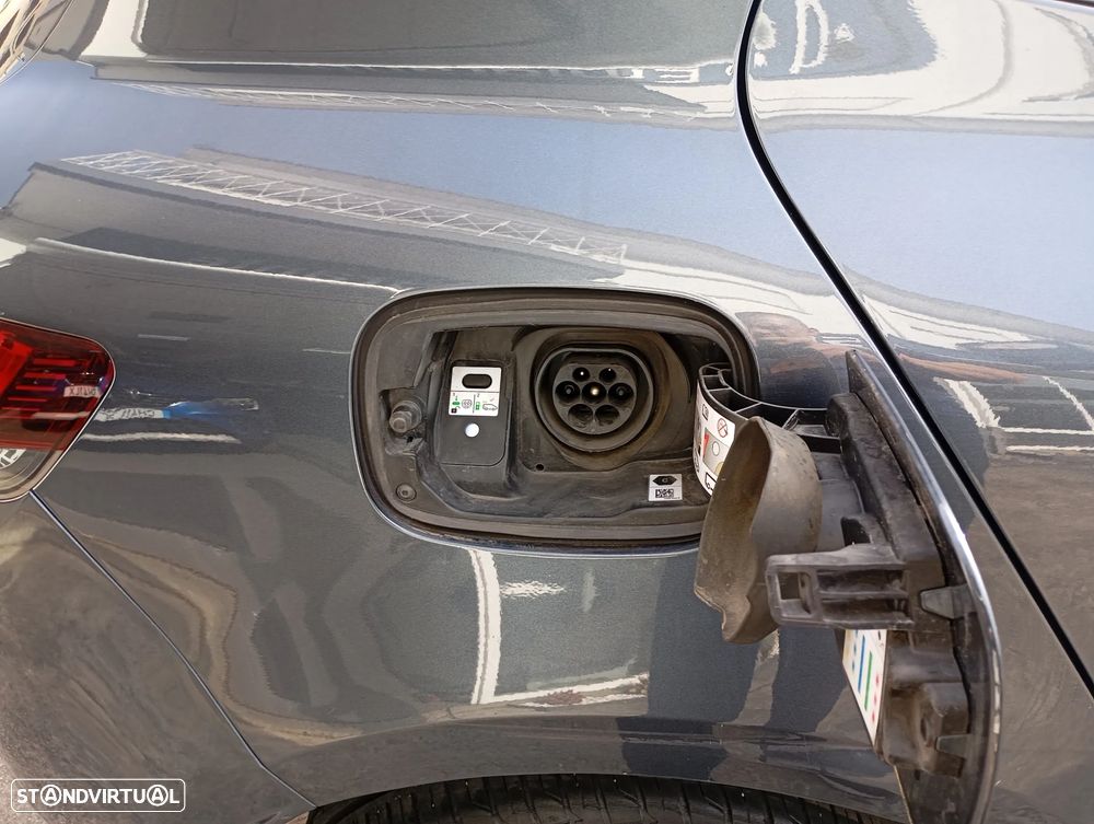Renault Mégane 1.6 Plug-In Equilibre - 8