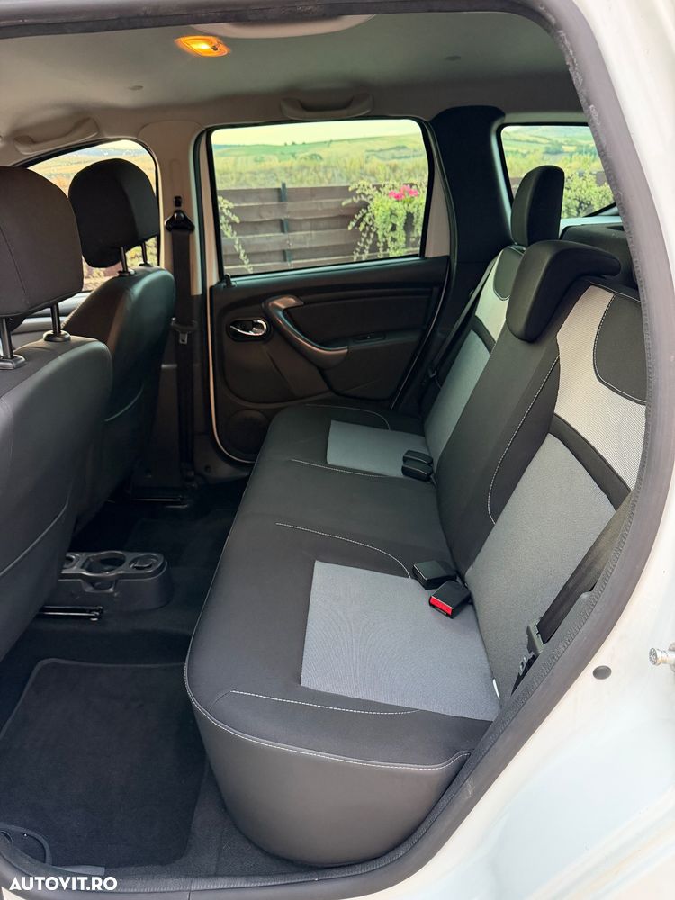 Dacia Duster 1.5 dCi 4x4 Prestige - 10