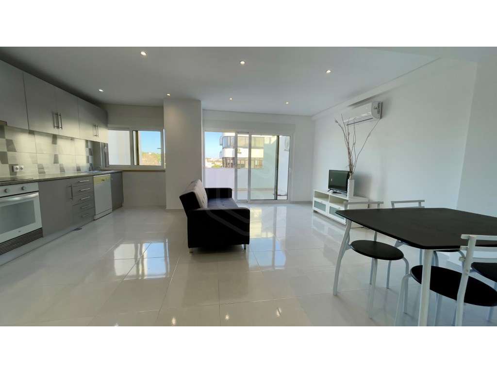 Apartamento T2 totalmente renovado na Quinta do Romão em Quarteira,... - Grande imagem: 2/20