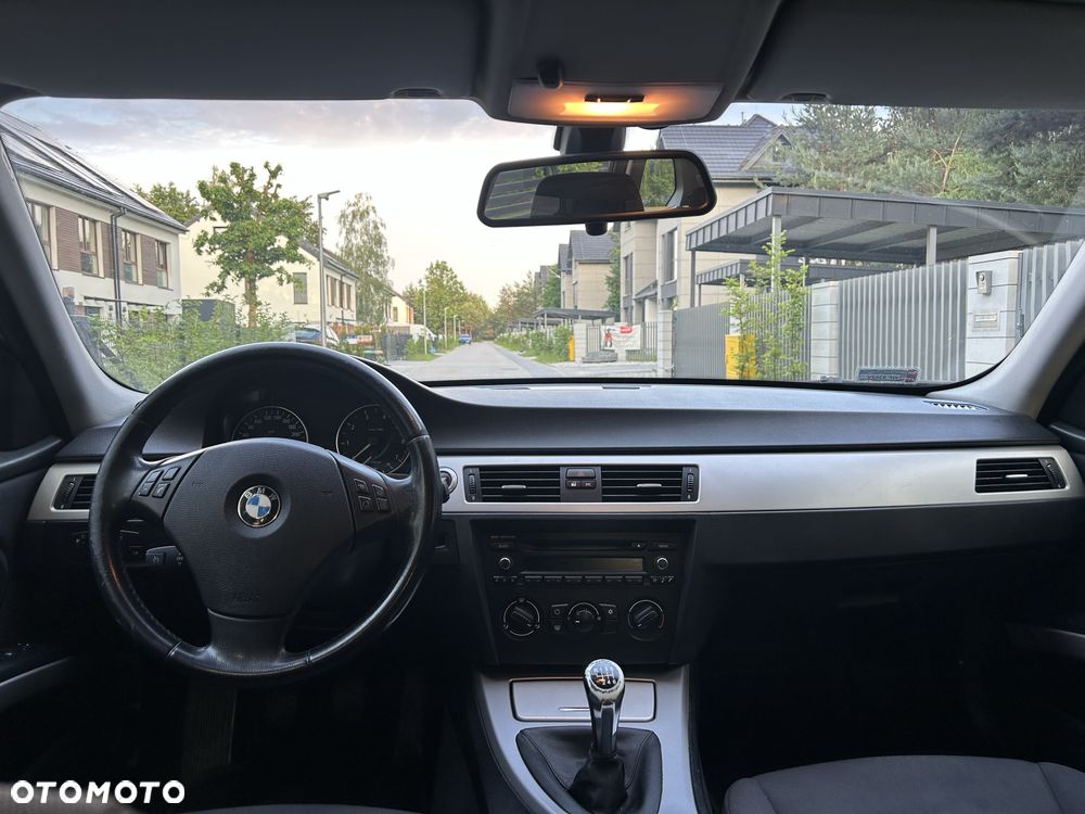 BMW Seria 3 - 8