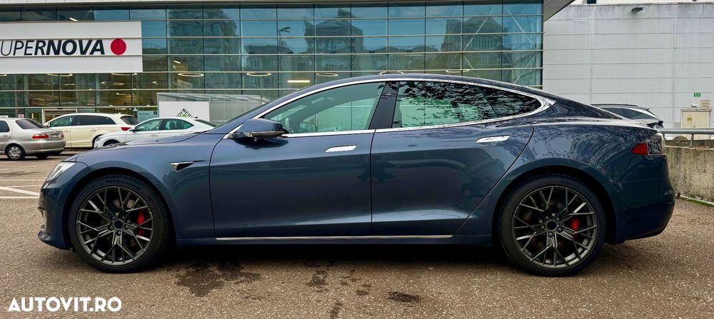 Tesla Model S Ludicrous Performance - 8