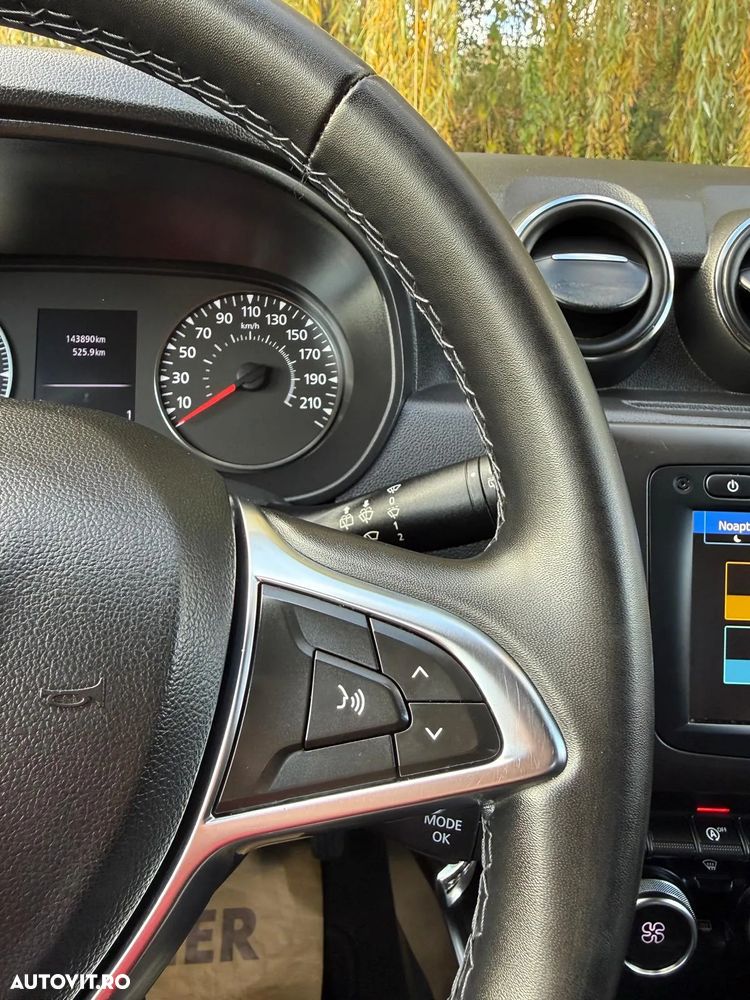 Dacia Duster 1.6 SCe 4WD Prestige jante 17" - 25