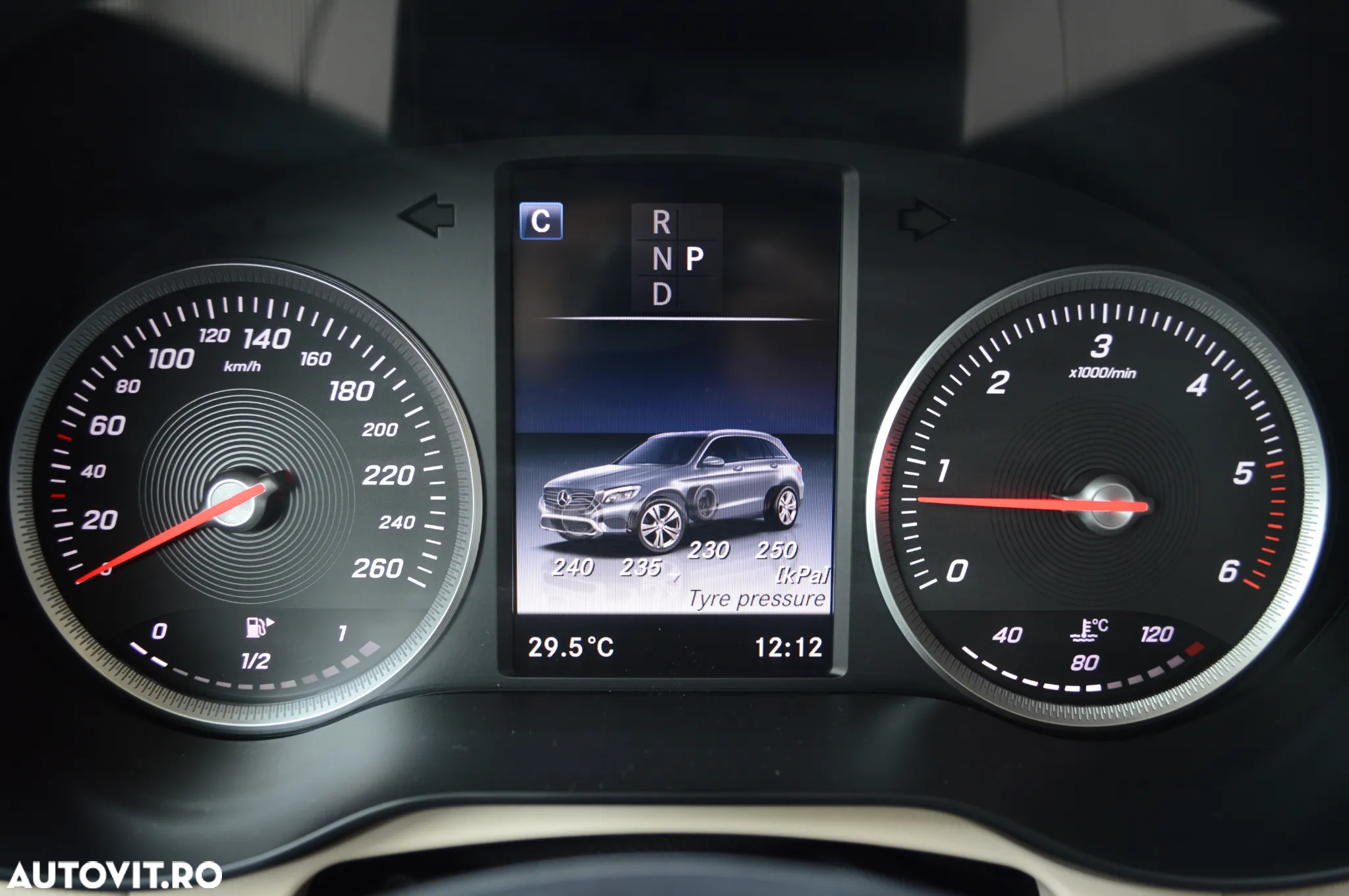 Mercedes-Benz GLC 250 d 4Matic 9G-TRONIC Exclusive - 17