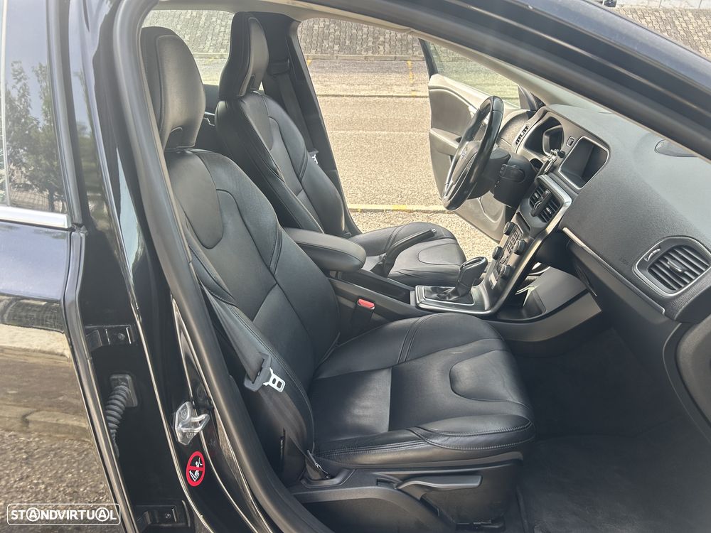Volvo V40 1.6 D2 Summum Powershift - 24