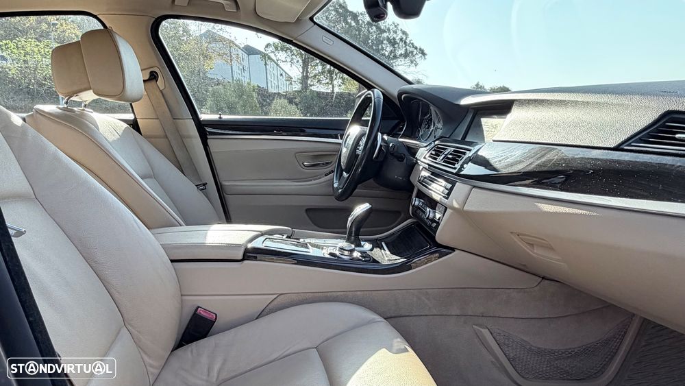 BMW 530 d Auto - 14