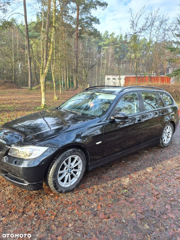 BMW Seria 3 318d DPF - 5