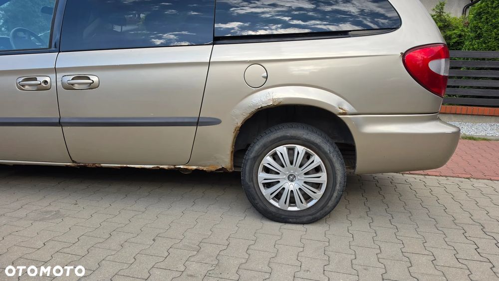 Chrysler Grand Voyager 2.5L CRD SE - 9