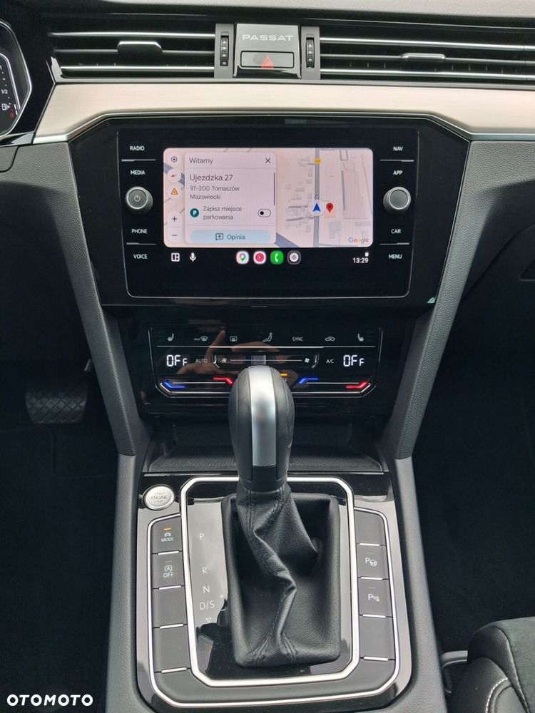 Volkswagen Passat - 21